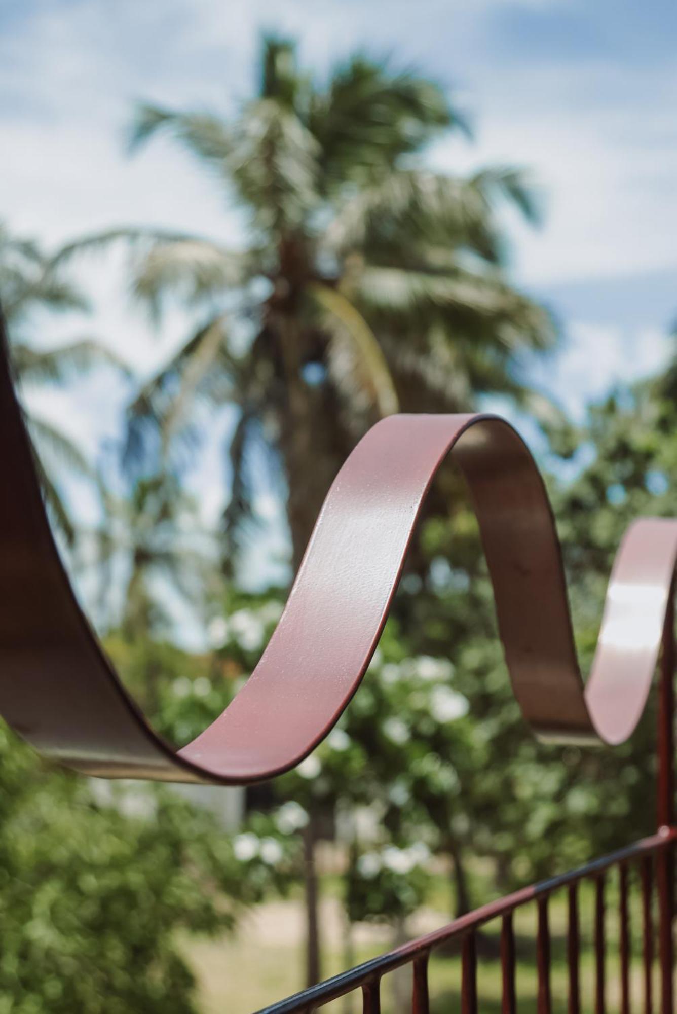 Luau Hotel 과지루 외부 사진