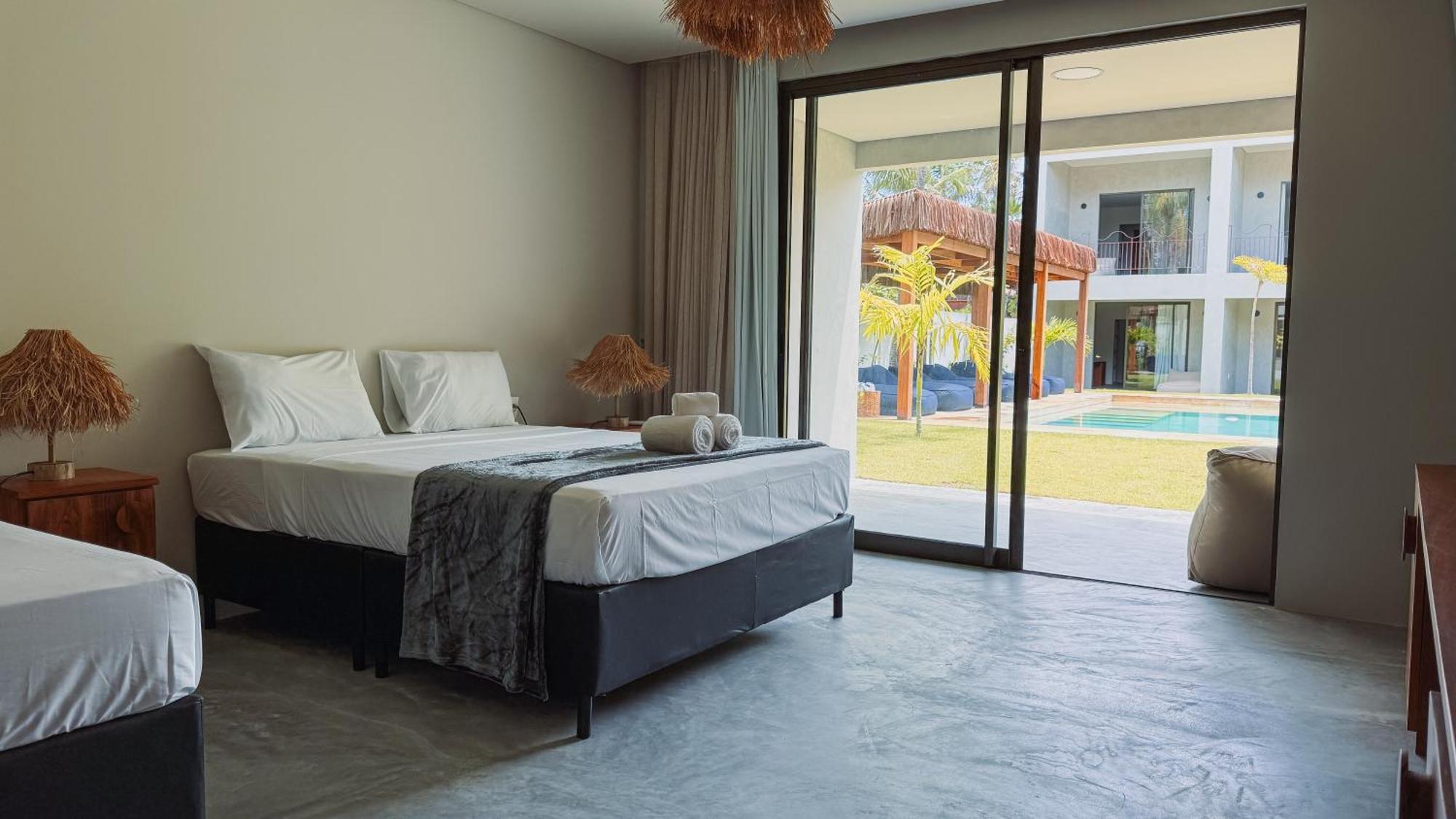 Luau Hotel 과지루 외부 사진