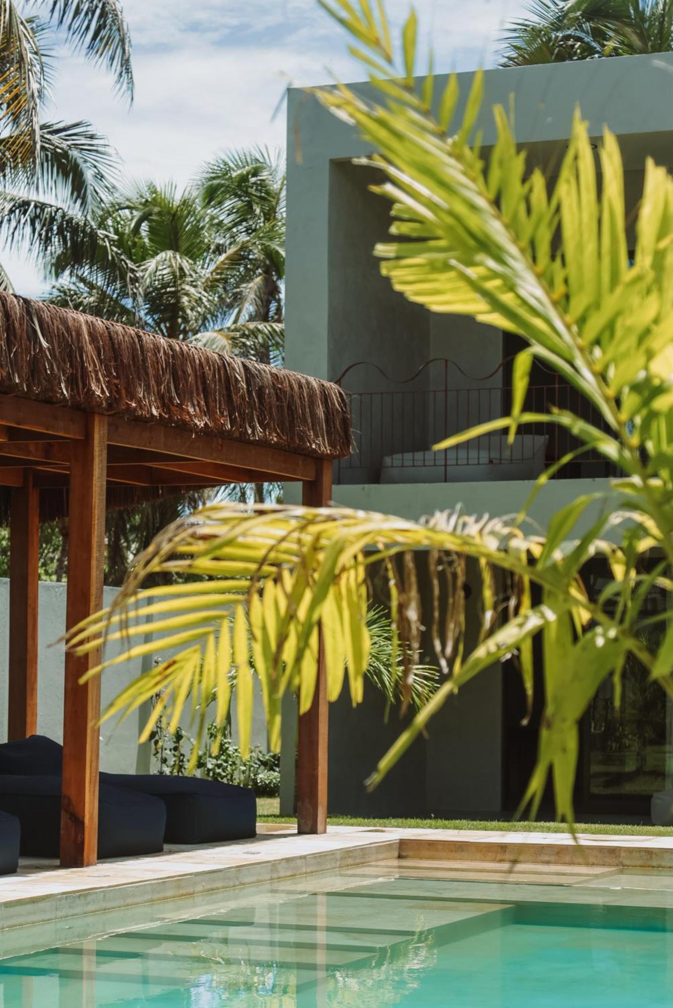 Luau Hotel 과지루 외부 사진